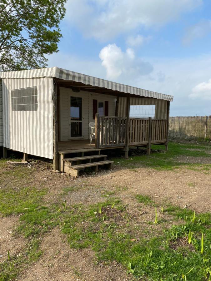 Mobil Home avec spacieuse terrasse à Meschers proche de Royan Meschers-sur-Gironde Exterior foto